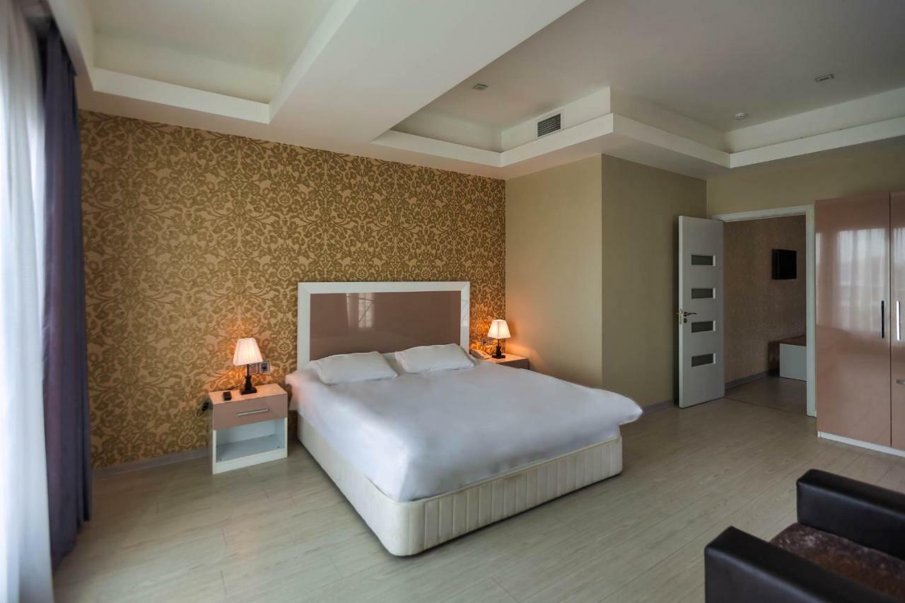 Diplomat Suites Baku Exterior photo